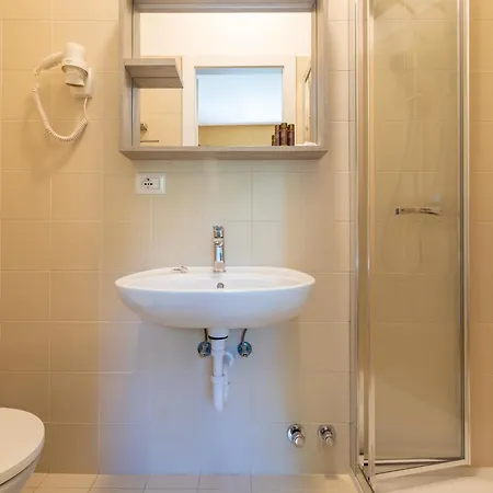 Edy Hotel