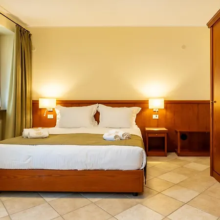 Hotel Edy 3*