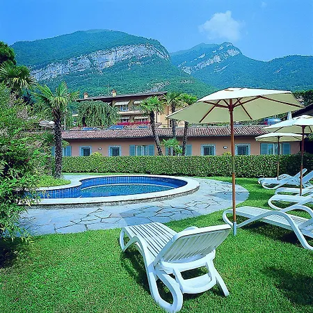 Edy 3* Tremezzo