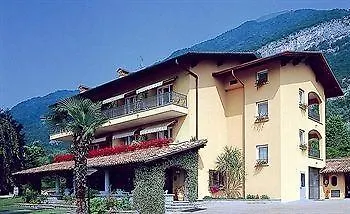 Hotel Edy 3*